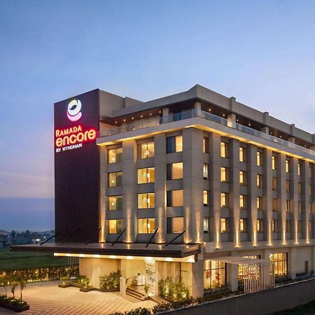 Ramada Encore By Wyndham Amritsar Airport Hotel Exterior photo